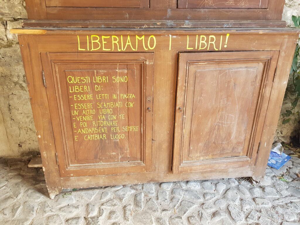 Book sharing Apricale